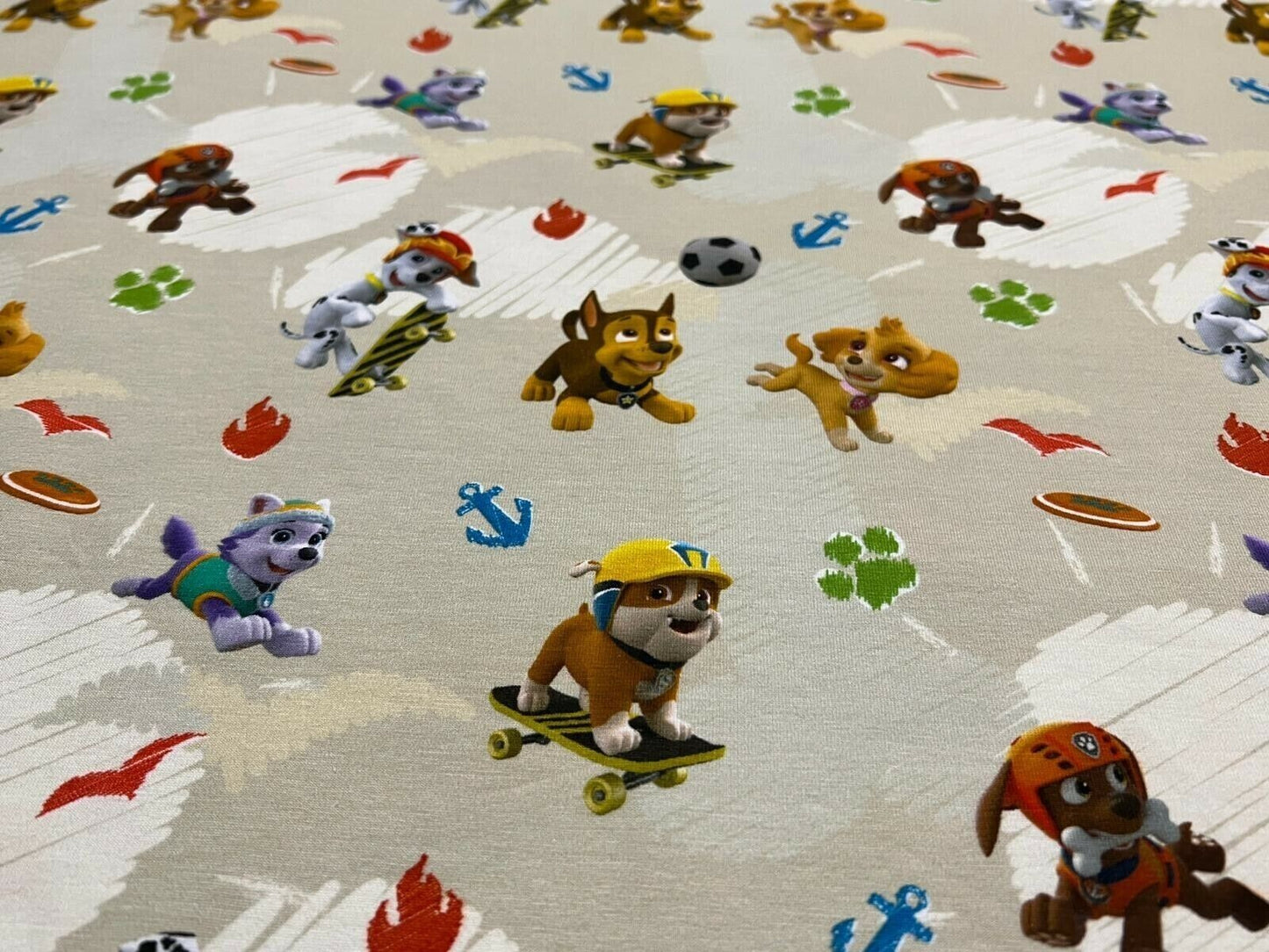 Baumwoll Jersey Stoff Paw Patrol beige - Preis gilt für 0,50m Lizenzstoffe