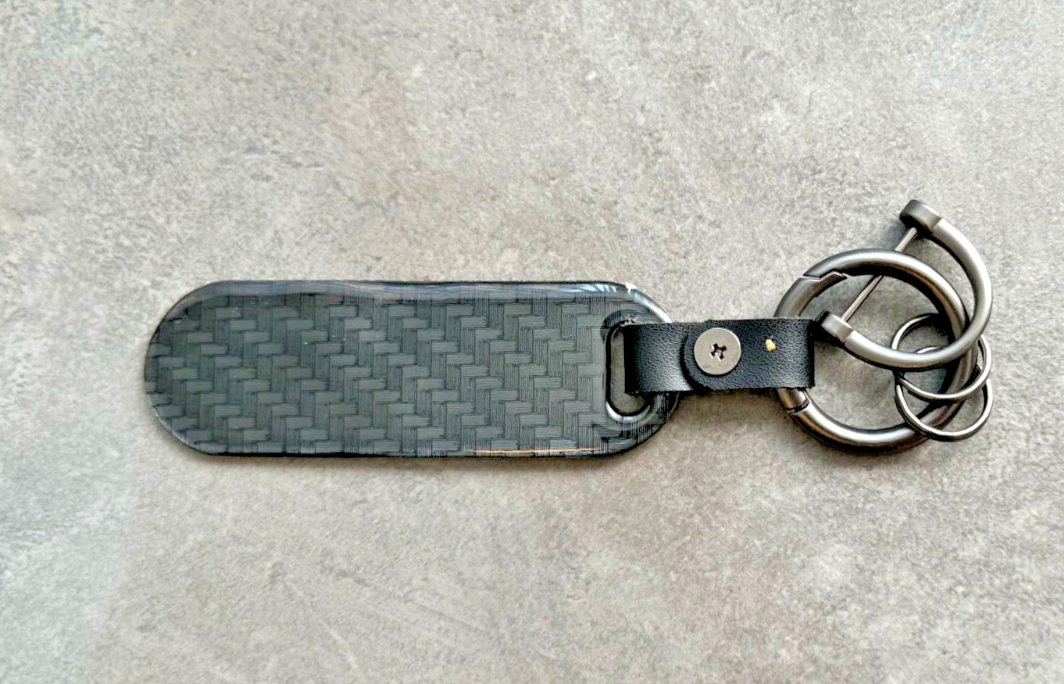 Mercedes Benz Hochwertiger Schlüsselanhänger Carbon Edel Karabiner Key leicht