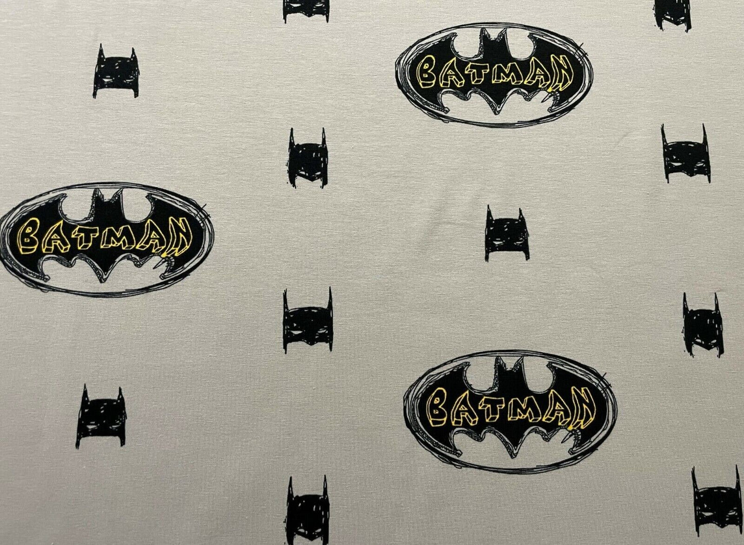 Baumwolljersey Stoff Batman hellgrau - Preis gilt für 0,50m Lizenzstoffe Batman