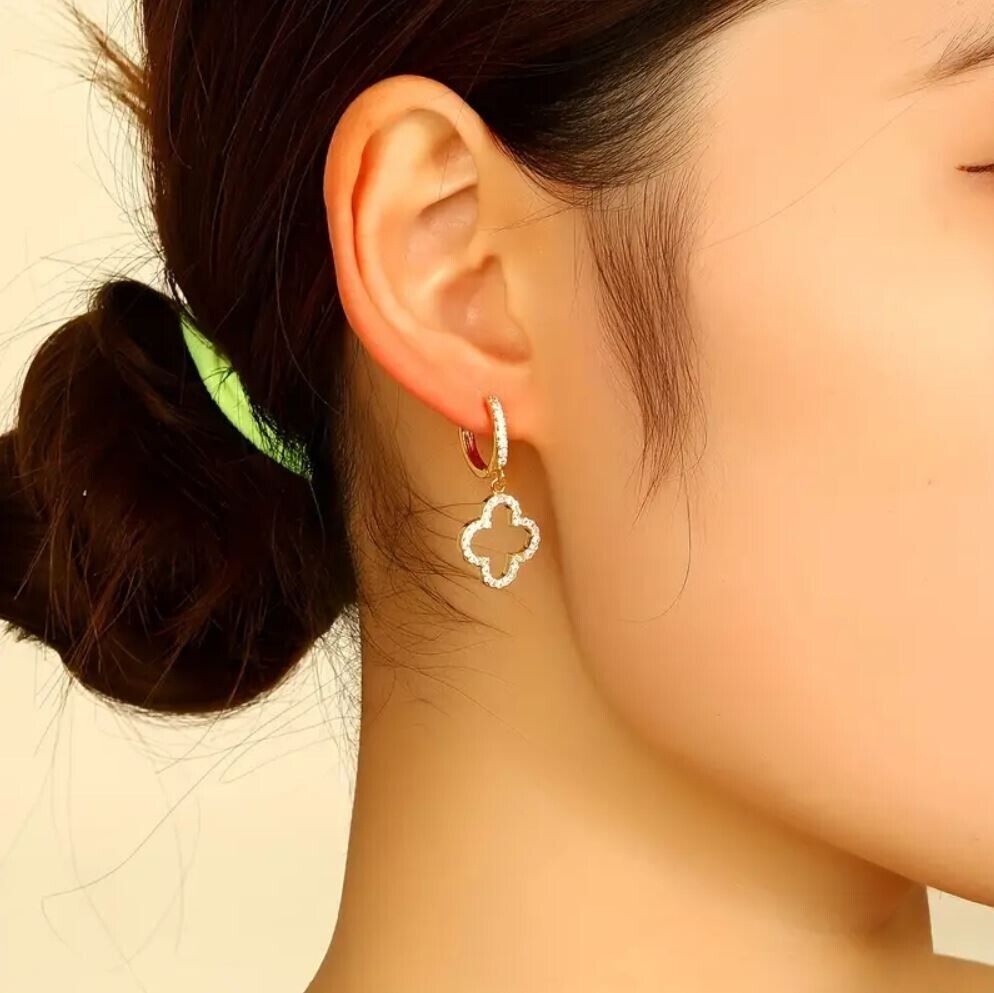 14K Karat Vergoldet Ohrringe Kleeblatt mit Zirkonia Strasssteinen Damen Schmuck