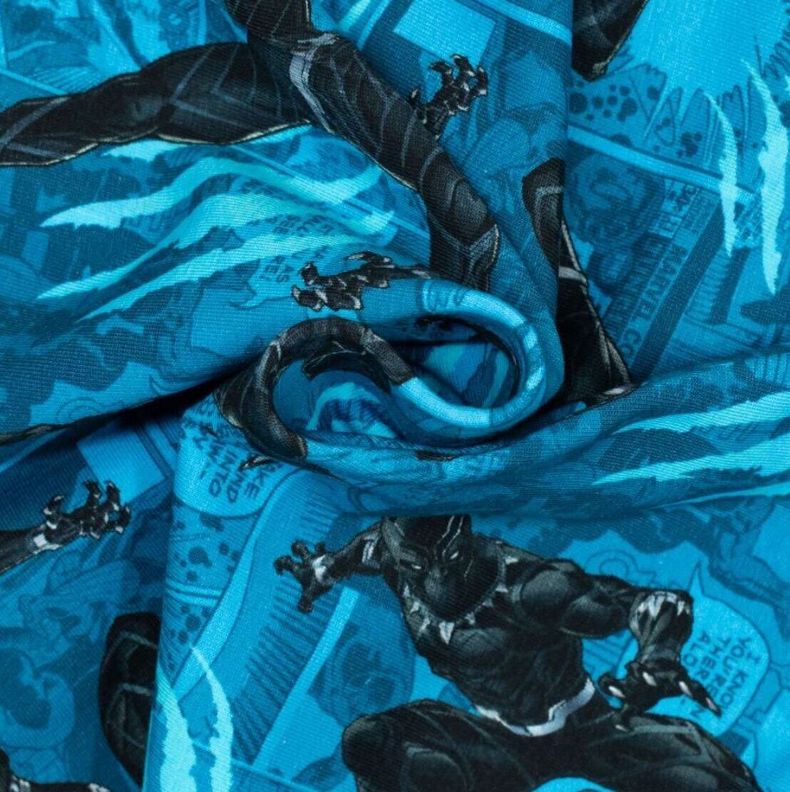 Stoff Baumwolle Jersey Marvel Black Panther Okoye Shuri schwarz blau Lizenzstoff