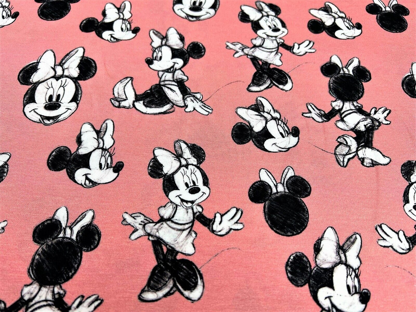 Baumwolle Jersey Stoff Minnie Maus rosa - Preis für 0,50m Lizenzstoffe Disney