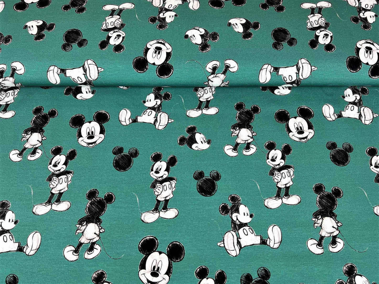 Baumwoll Jersey Stoff Mickey Maus Minnie Disney - Preis für 0,50m Lizenzstoffe