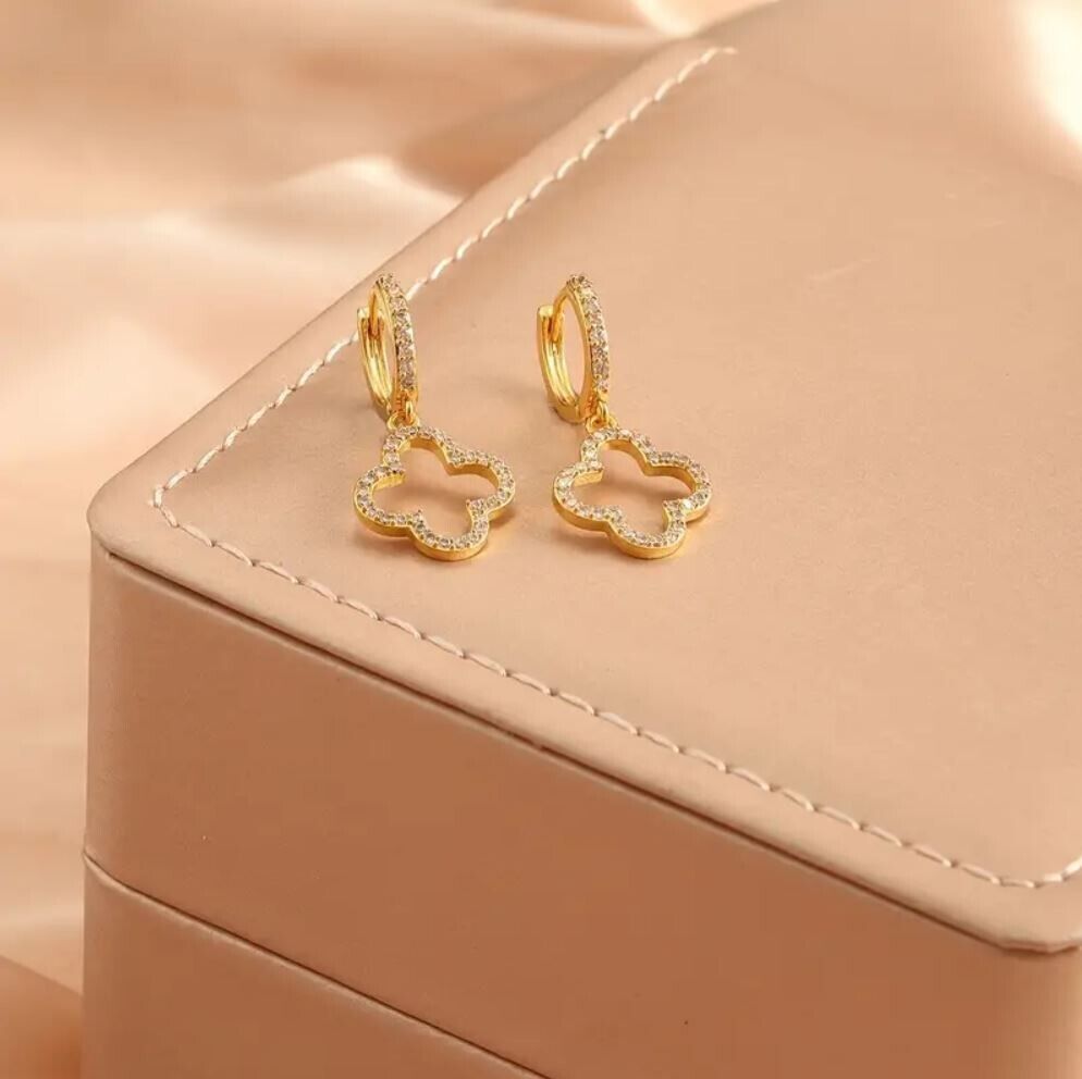 14K Karat Vergoldet Ohrringe Kleeblatt mit Zirkonia Strasssteinen Damen Schmuck