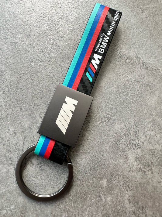 BMW M3 Schlüsselanhänger Hochwertig Keychain Stoff Schwarz mit M-Farben Carbon